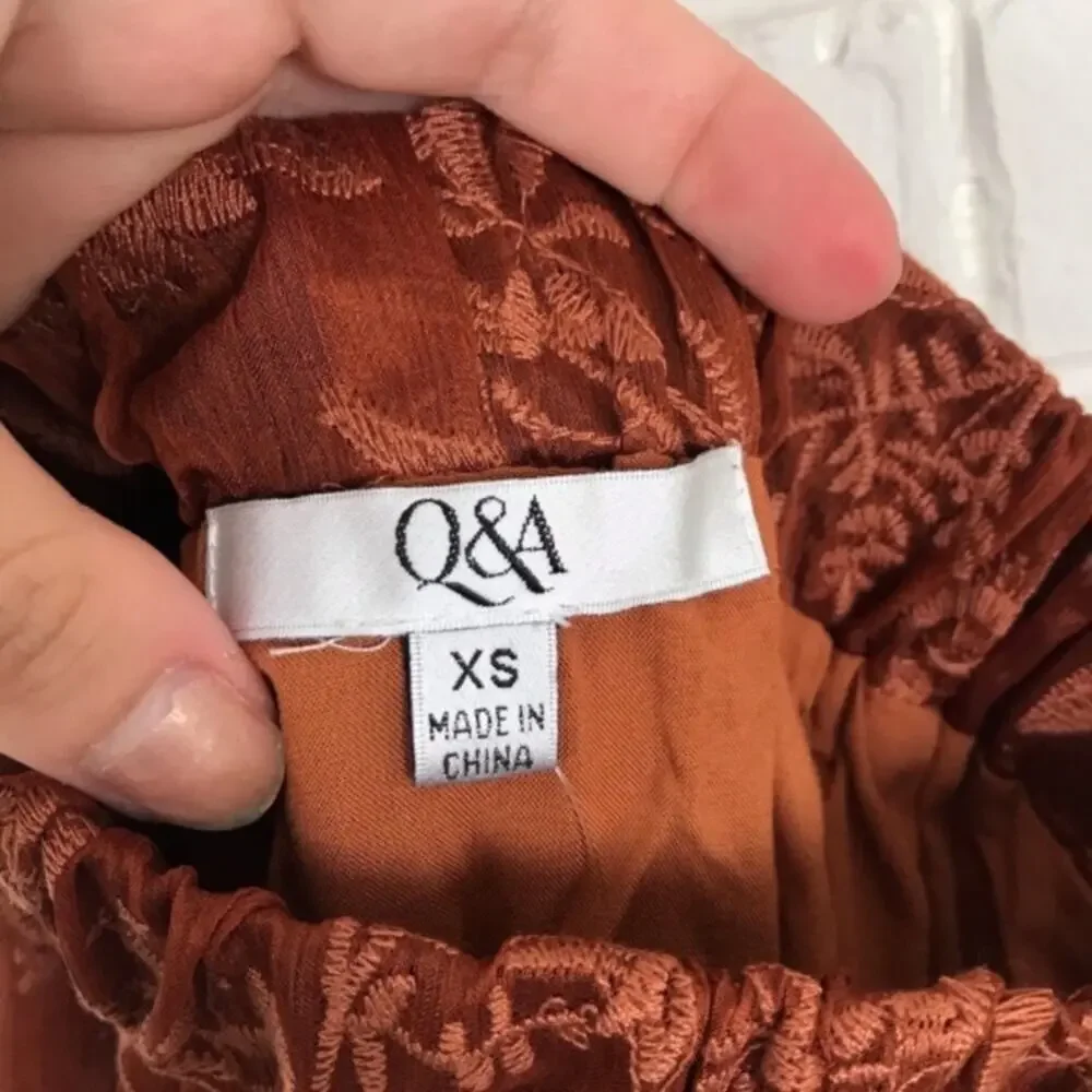 Q&A NWT Lace Ruffle Dainty Girly Mini Skirt
